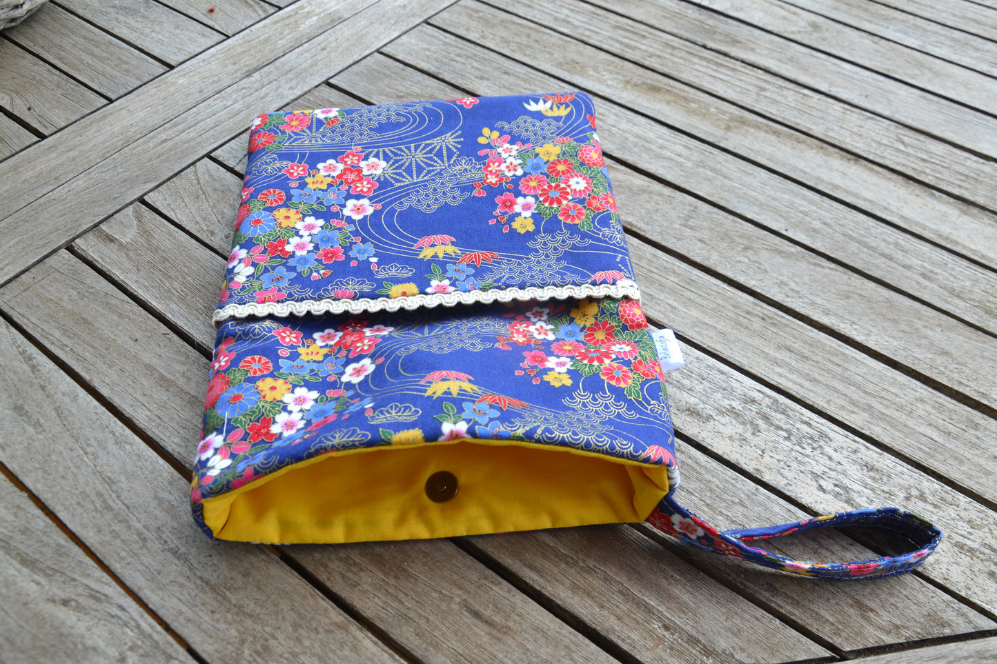 Pochette protège livre